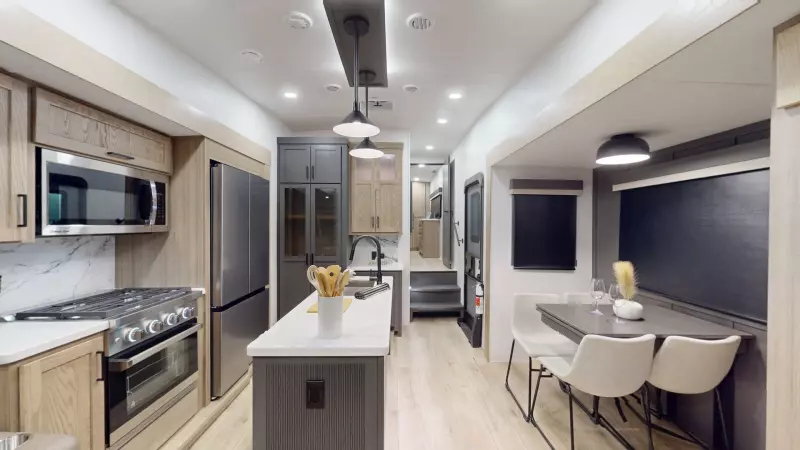 F372RL Floorplan Main Room