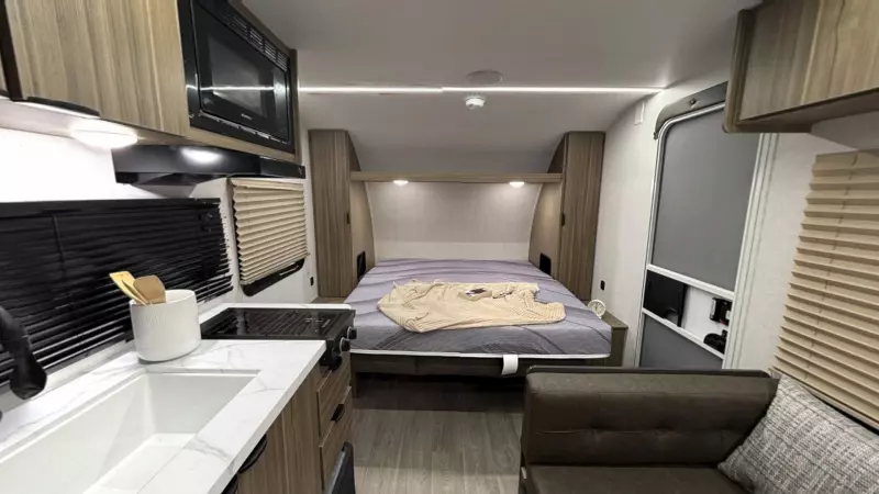 179DBK Floorplan Main Room